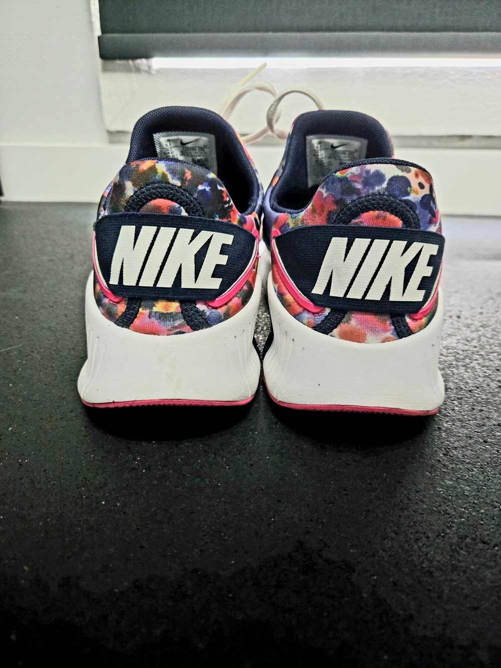 NIKE Free METCON 4 Floral Print Running Shoes - White & Multicolor